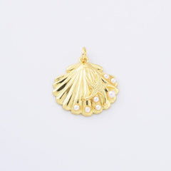 18K Gold Filled Dainty Clam Pearl Shell Charm, Seashell Pendant for Bracelet Earring Necklace Component, Summer Beach Charm, 23x21mm, CP2177