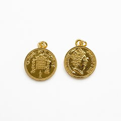 Gold Filled Queen Coin Charm, Embossed Royal Sovereign Portrait Medallion Pendant, Vintage Style Disc, Wholesale Jewelry Making Supply CP808