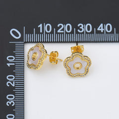 18K Gold Filled 1 pair Mother Of Pearl Flower Stud Earrings, Flower Earrings, Wedding Earrings, Everyday Earrings, Gift for Her, ER280