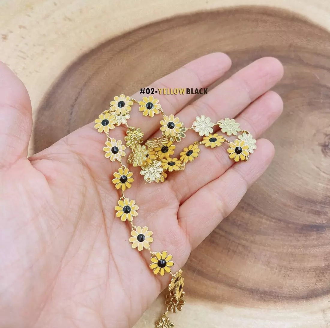 18K Gold Filled 10mm Flower Chain by Foot, Daisy Flower Enamel Chain by Yard, Jewelry Supplies, Craft Supplies, Do it Yourself Jewelry, CH269