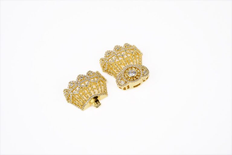 24K Gold Filled Butterfly Clasps, CZ Micro Pave, Crystal Butterfly, Connector Clasp, Buckle Clasp, Connector Clasp, 48x29mm, CL288