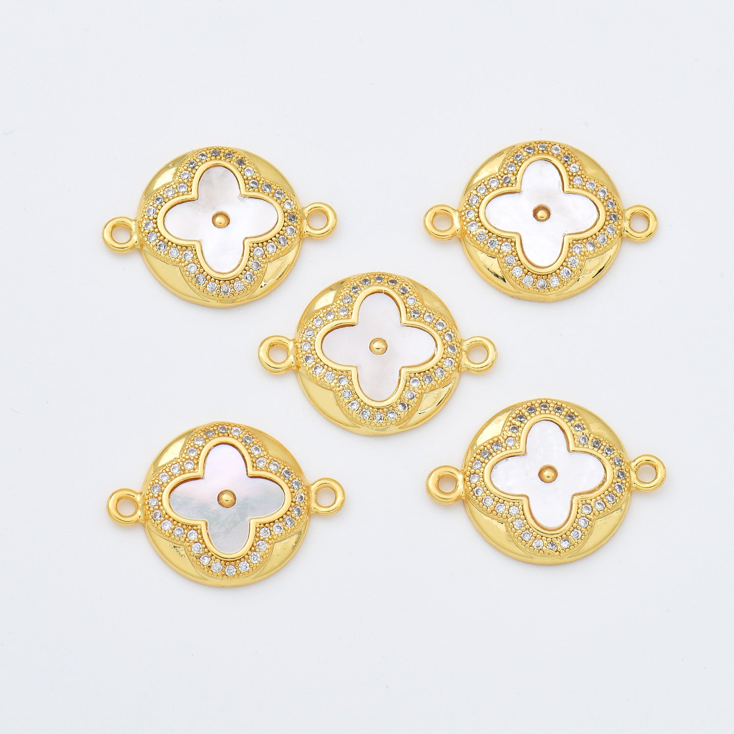 18K Gold Filled Shell Pearl Quatrefoil Clover Charm Connector, Four Leaf Lucky Clover Pendant for Necklace Bracelet Jewelry Making Supply, CN479