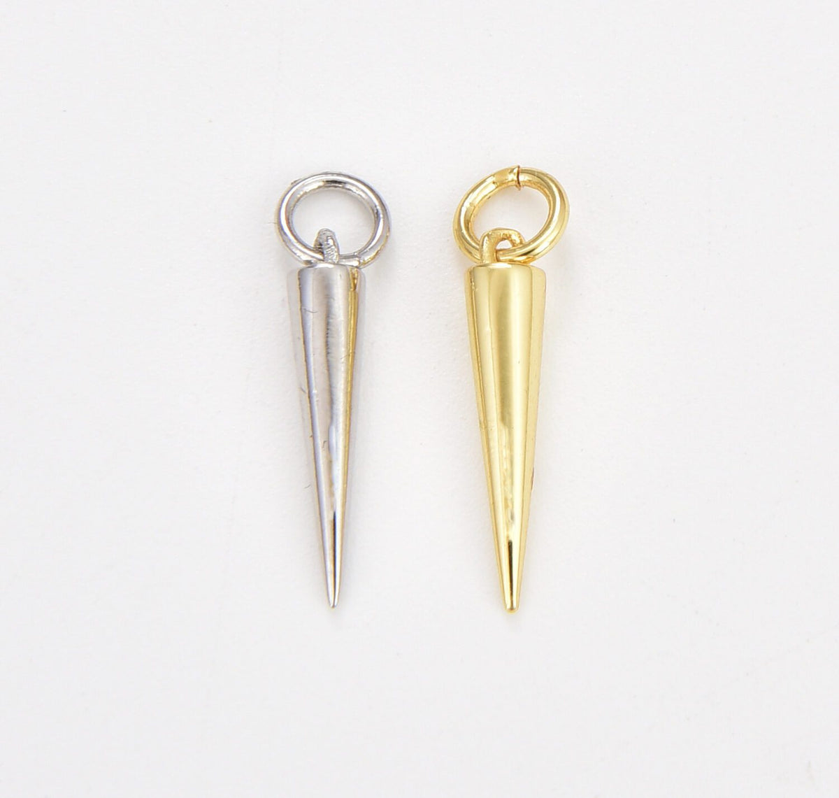 24K Gold Filled Spike Charm, Arrowhead Charm, Gold Plated Charm Pendant, Spike Pendant, Charm Bracelet, Charm Necklace, 20x5mm, CP1045