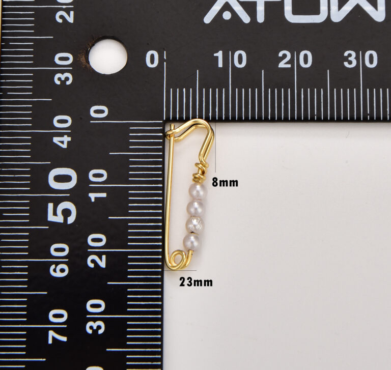 18K Gold Filled Anti-Tarnished Gold Plating Over Brass Safety Pin Pendant with 4 Pearls 23x8mm CP1214