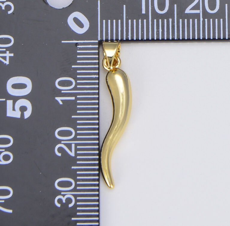 18K Gold Filled Italian Cornicello Horn Charm Good Luck Protection Amulet Charm for Necklace Jewelry Making Supplies, 22x7mm, CP1262