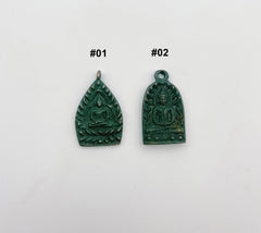 Antique Aged Sitting Buddha Charm, Meditate Buddha Charm, Buddha Amulet Necklace Protection Charm for Religious Jewelry Making, CP1382