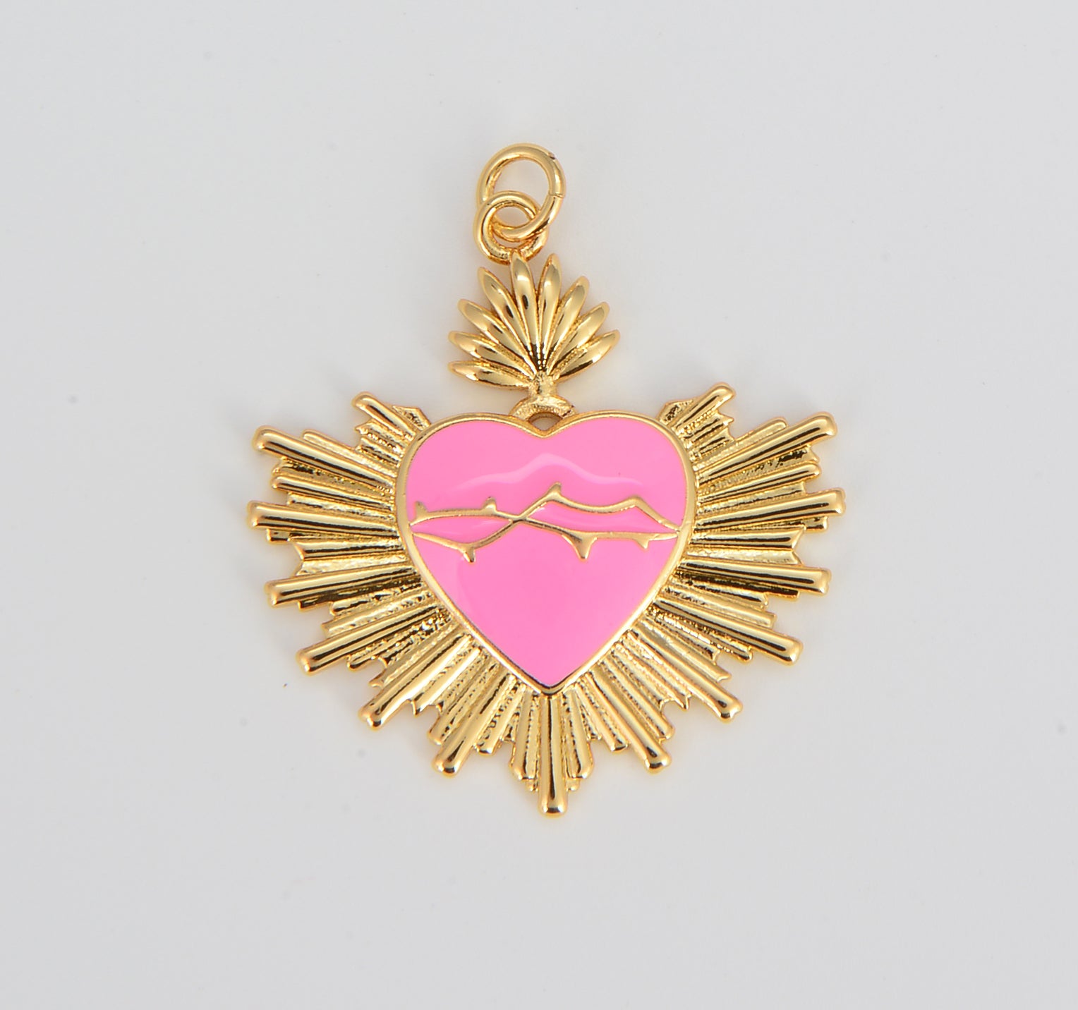 Dainty Heart Charm, Enamel Heart Pendant with Sunray, Gold Heart Charm for Bracelet Necklace Jewelry Making, 33x30mm, CP1595