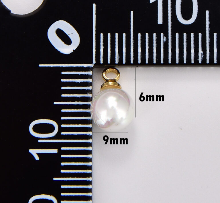 18K Gold Filled Dainty White Round Shell Pearl Charm, Mother of Pearl Pendant, Bridesmaid Jewelry Gift, Charm for Bracelet Necklace Component, CP1742