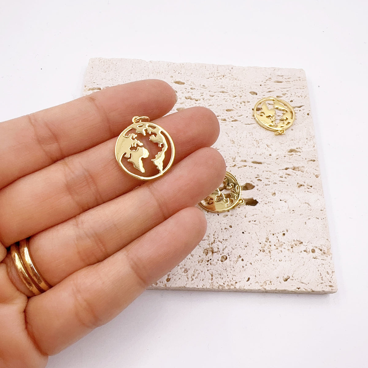 18K Gold Filled Dainty Planet Earth Charm, World Map Pendant, World Continent Charm Bracelet Necklace for DIY Jewelry Making Supply, CP2072