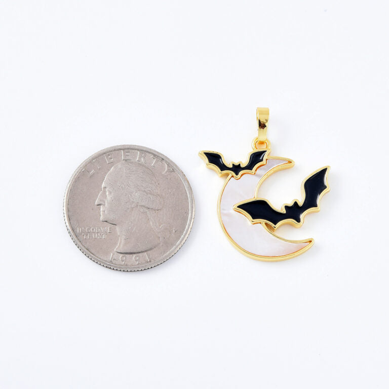 18K Gold Filled 2 Flying Bats Halloween Charm, Mother of Pearl Halloween Crescent Moon Pendant, Spooky Pendants, Witch Charm, 26x24mm, CP2082