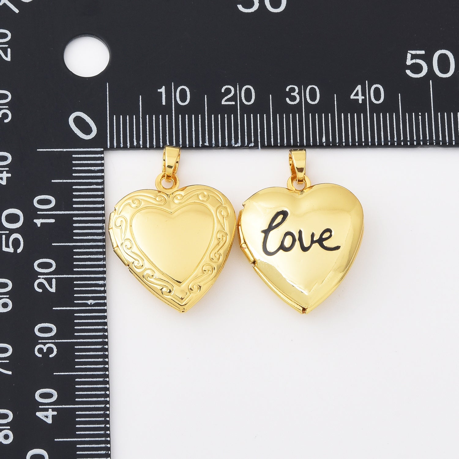 18K Gold Filled Dainty Heart Photo Locket Charm Necklace Keepsake Photo Frame Charm Personalized Mother Day Gift Handmade Jewelry Supply, CP2111