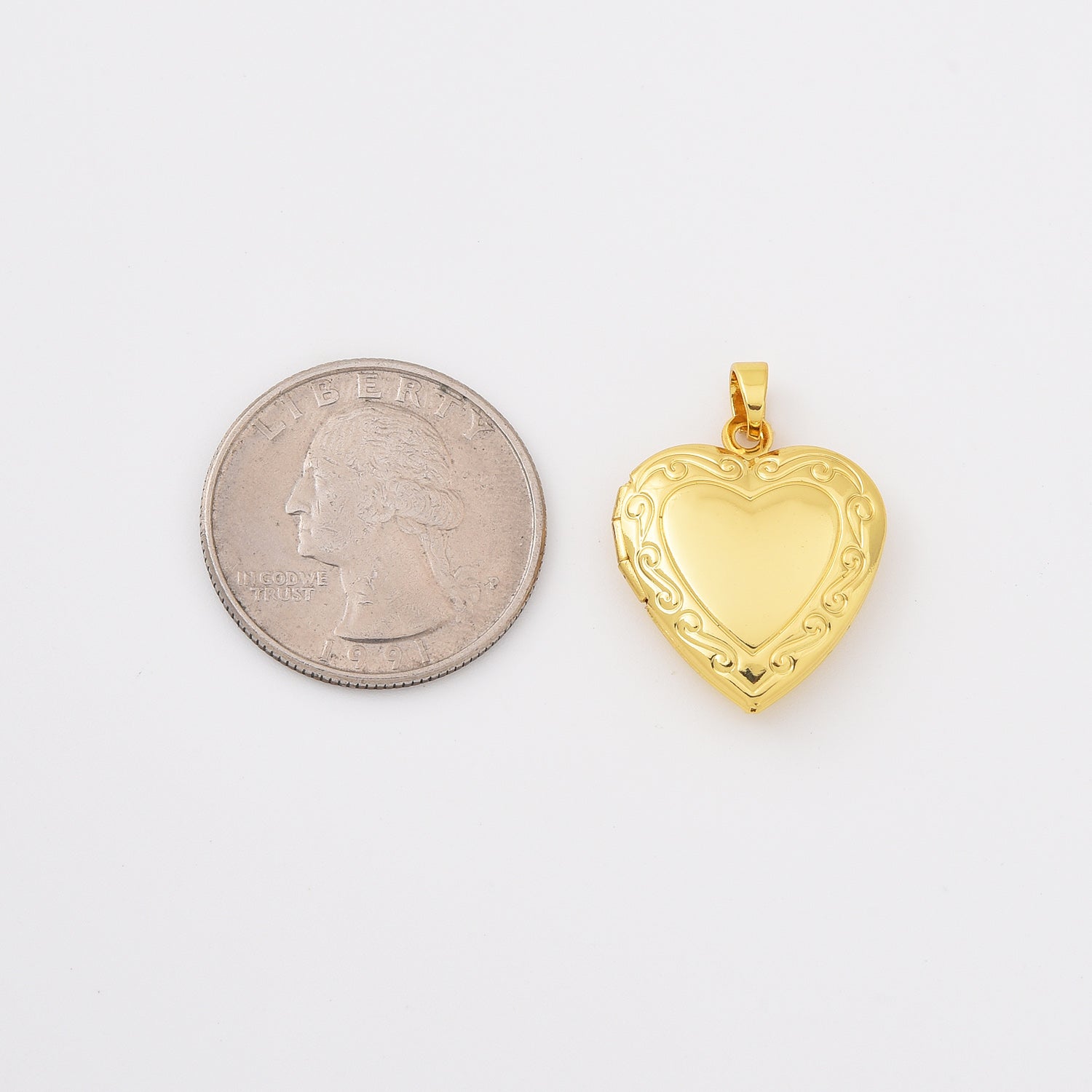 18K Gold Filled Dainty Heart Photo Locket Charm Necklace Keepsake Photo Frame Charm Personalized Mother Day Gift Handmade Jewelry Supply, CP2111