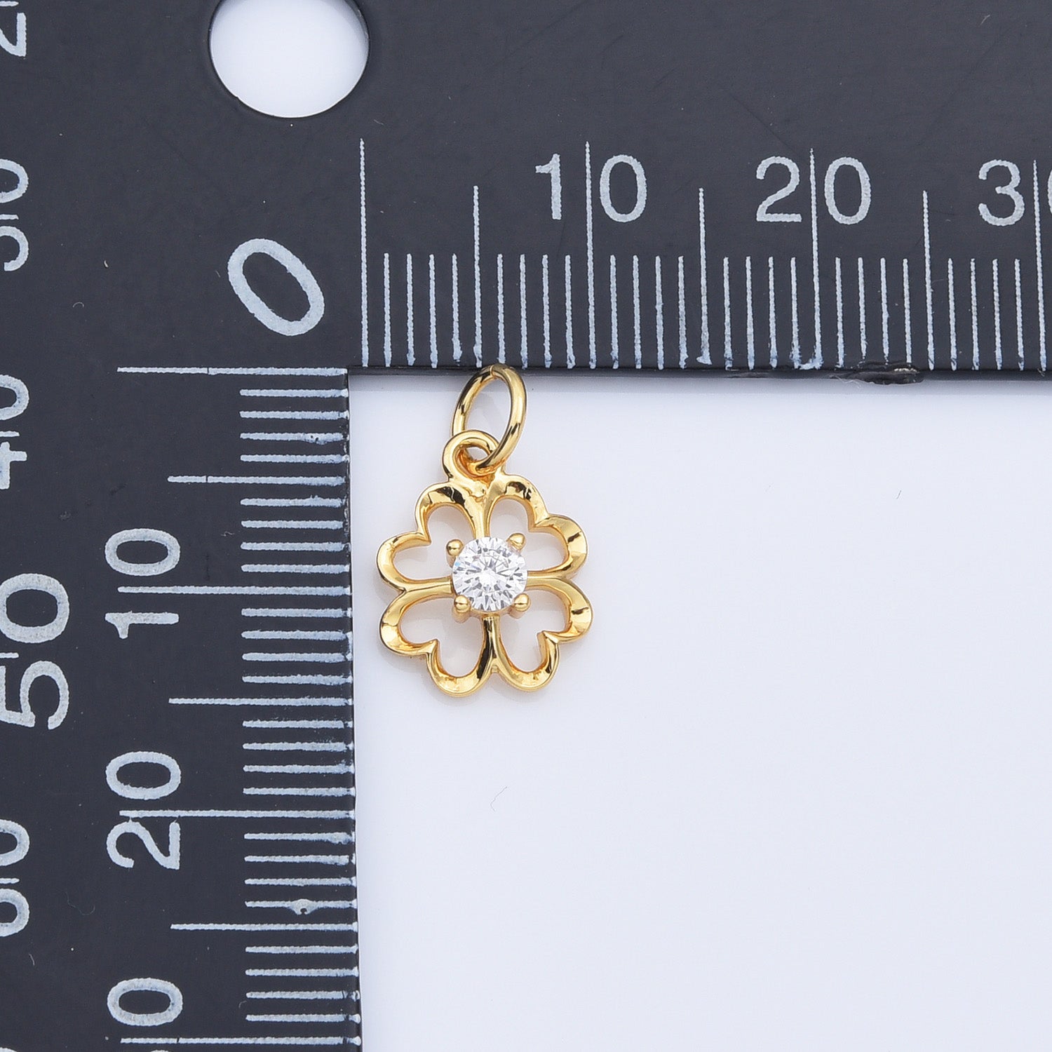 18K Gold Filled Clover Leaf Charm, Hollow Luck Heart Leaf Pendant, DIY Personalized Jewelry Making Accessories, CP2162