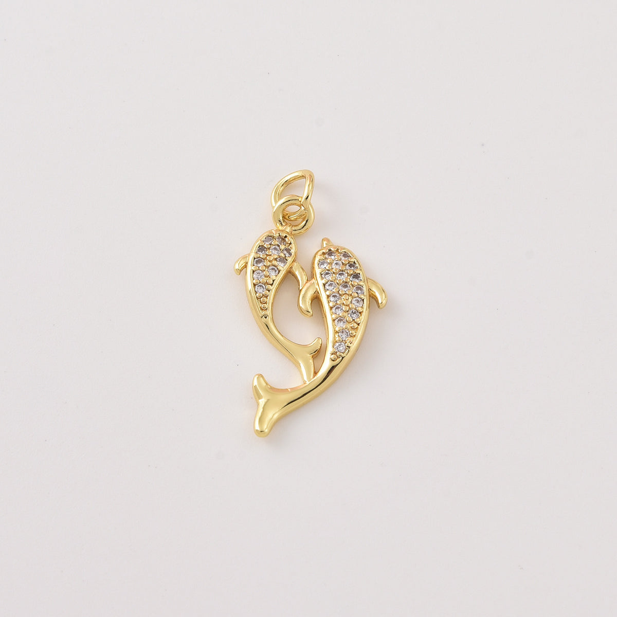 Gold Filled Dolphin Pendant Charm, Ocean Jewelry, Sea Life Pendant for DIY Jewelry Making, Gift for Ocean Lovers, Dolphin Necklace, CP2463
