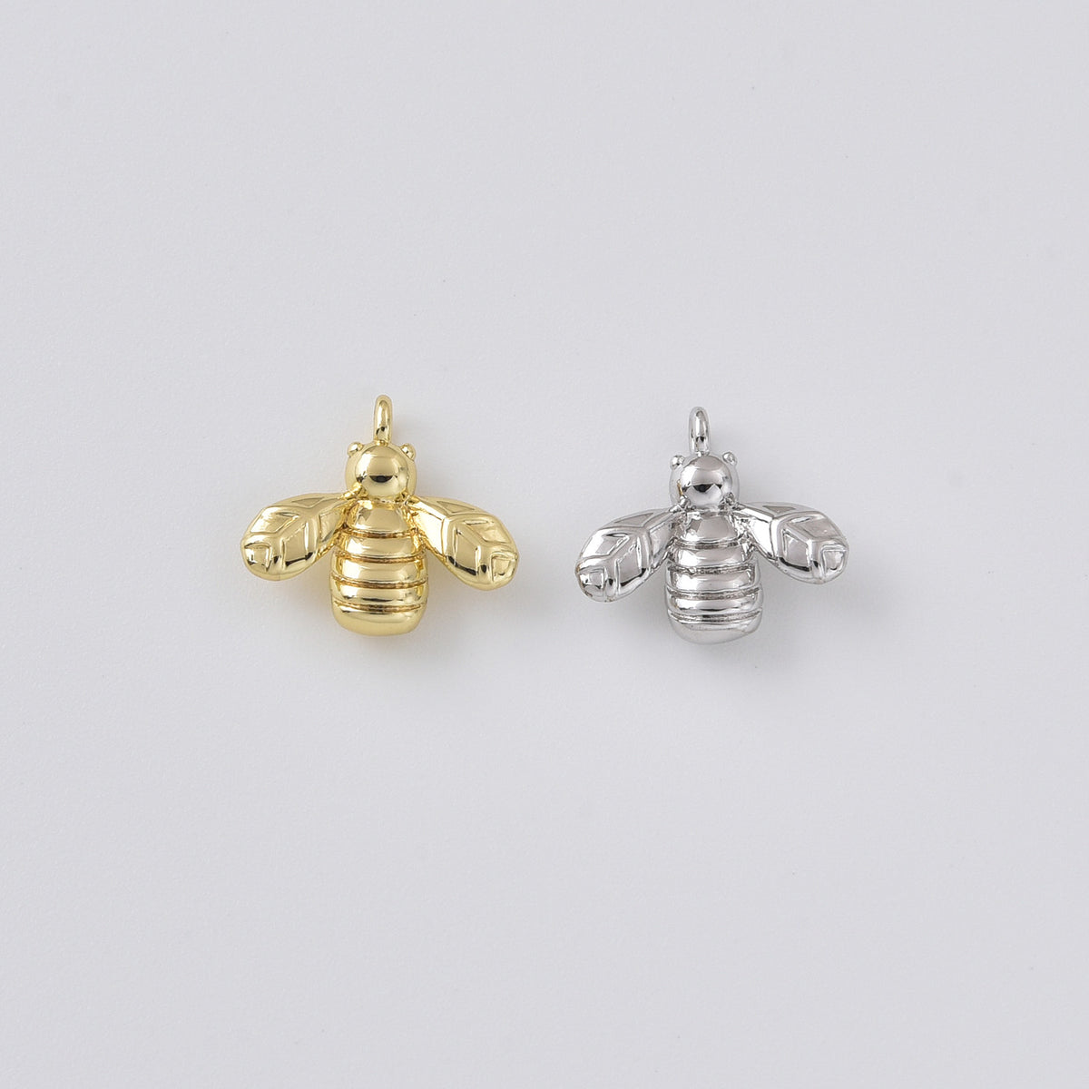 Gold Filled Bee Charm, Honey Bee Pendant, Bumblebee Jewelry Finding, Insect Charm for Necklace Bracelet DIY Jewelry, Animal Charm, CP2475