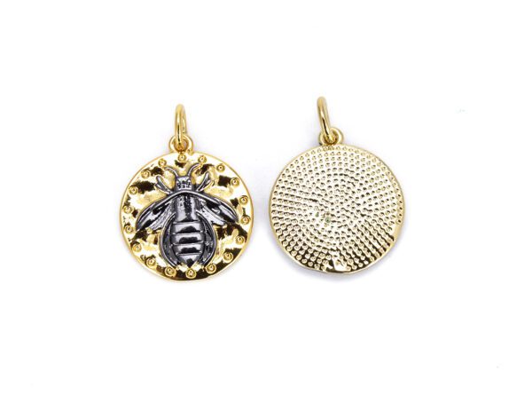 18K Gold Filled Bee Charm, Medallion Insects on Round Coin Pendant, Bee Coin Pendant, Dual Tone Medallion Charm, 20x15mm, CP518