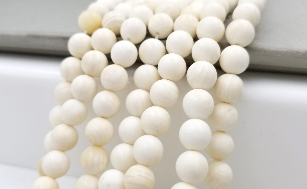 White Round Shell Faceted Beads, GRN055