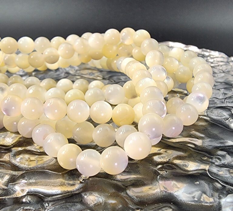 White MOP Heishi Beads Natural Mother of Pearl Beads Natural Shell Rondelles Sea Shell Beads Wholesale Heishi Jewelry Beads 4x2mm PRP470