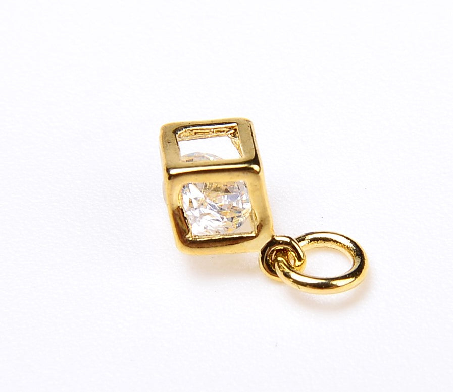 Tiny CZ Box Charm, 18K Gold Filled Micro Pave CZ Cube Charm, Cubic Zirconia, Bracelet Charm, Floating CZ Cube Charms, 4x4mm, CP042